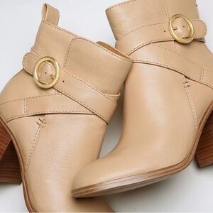 Crown Vintage Courla Bootie Elegant Tan Ankle Leather Boots 7 NIB NWT zipper